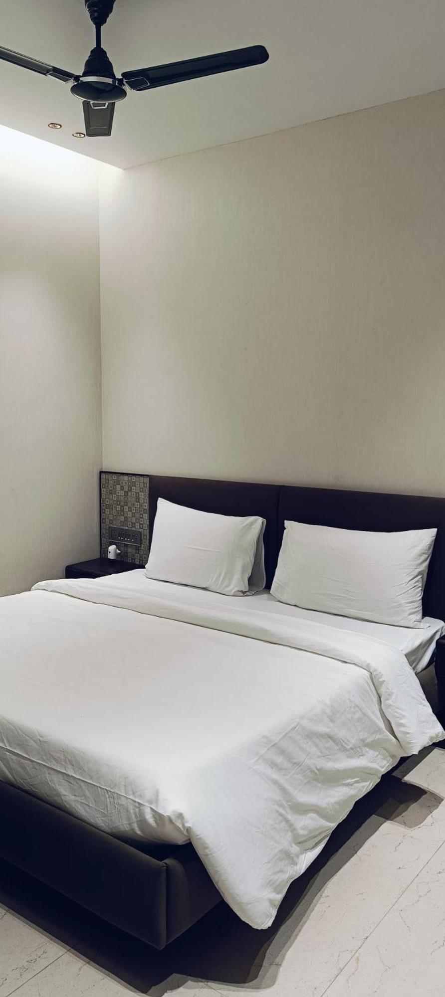 Hari Om Residency 800 Meters From Ram Mandir Ayodhya Hotel Exterior photo